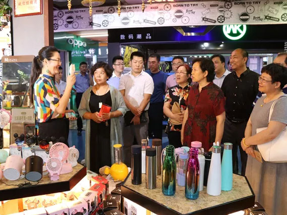 Cmp(冠军)官网 - 西甲希洪竞技主赞助商