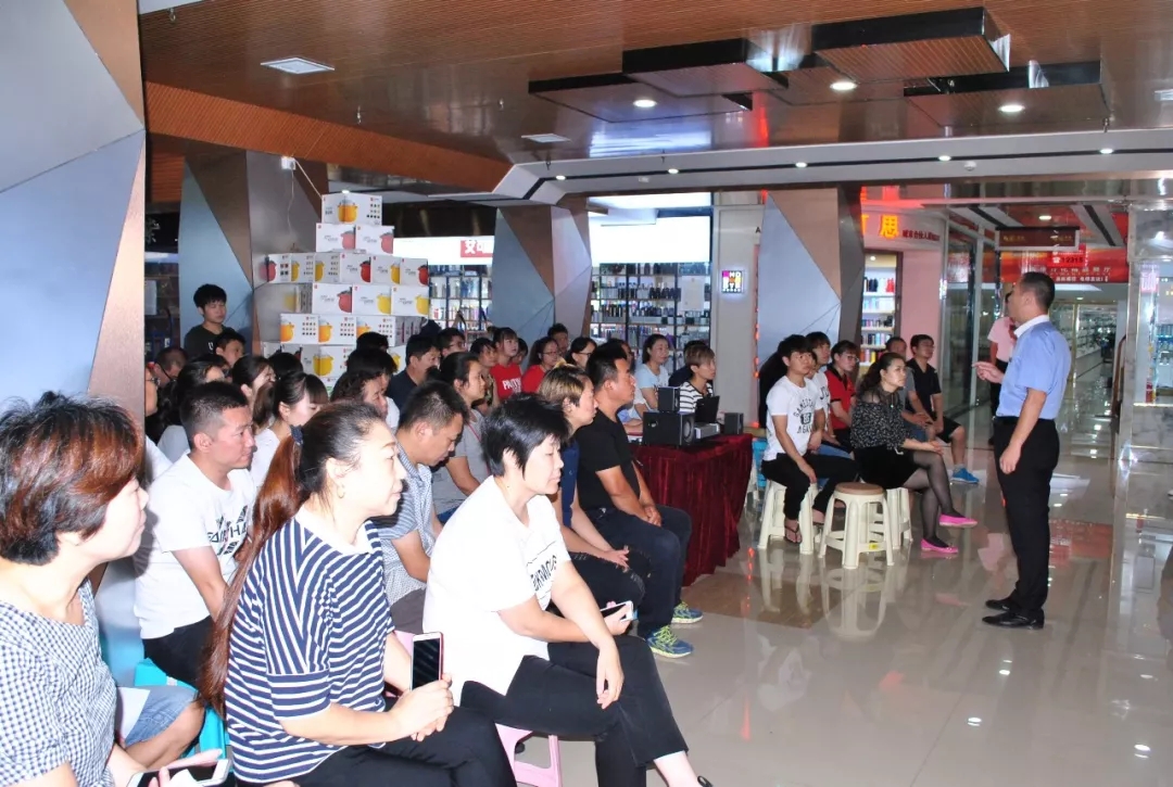 Cmp(冠军)官网 - 西甲希洪竞技主赞助商