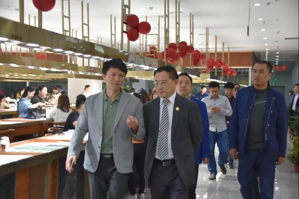 Cmp(冠军)官网 - 西甲希洪竞技主赞助商