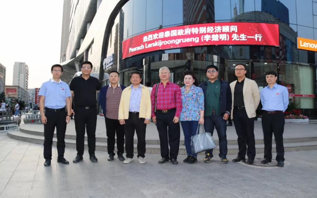 Cmp(冠军)官网 - 西甲希洪竞技主赞助商