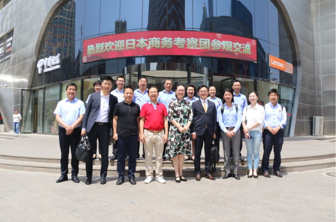 Cmp(冠军)官网 - 西甲希洪竞技主赞助商