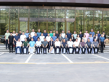 Cmp(冠军)官网 - 西甲希洪竞技主赞助商